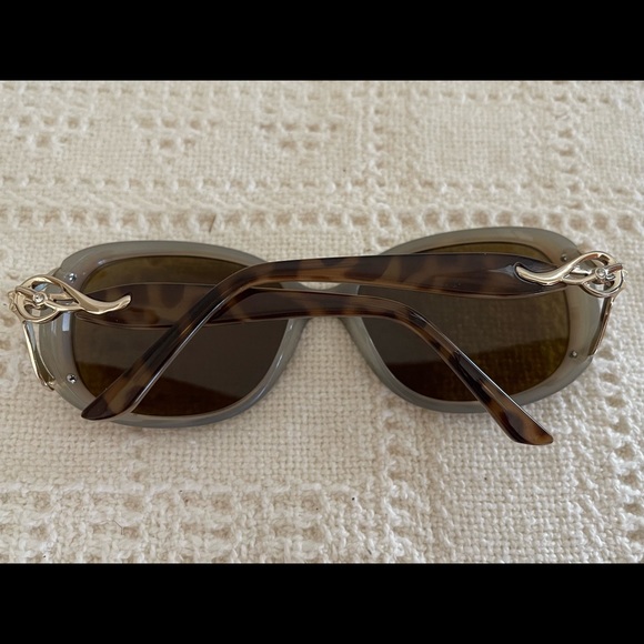 Tortoise Oval Sunglasses Frame only. - Picture 9 of 12